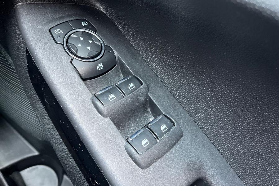 Ford ECOSPORT Photo autoimg-f331934b196615597c006a0ef206f78f6c1b1cb0.jpg