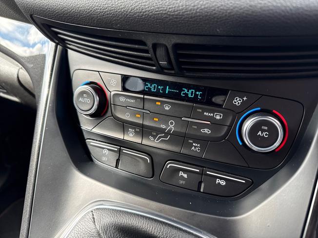 FORD Kuga Photo 26