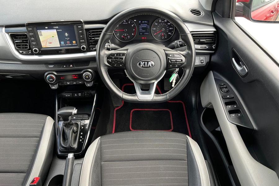 Kia STONIC Photo autoimg-f3385664bd6641a457033f24012f620c5609be50.jpg