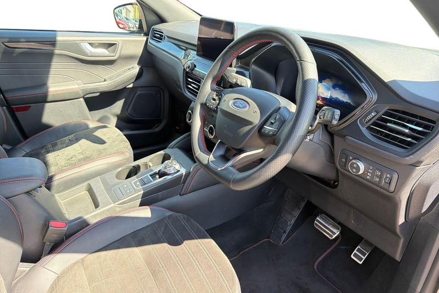 Ford KUGA Photo autoimg-f33adcf633248a763d0a3ab372f22034e869dcc9.jpg