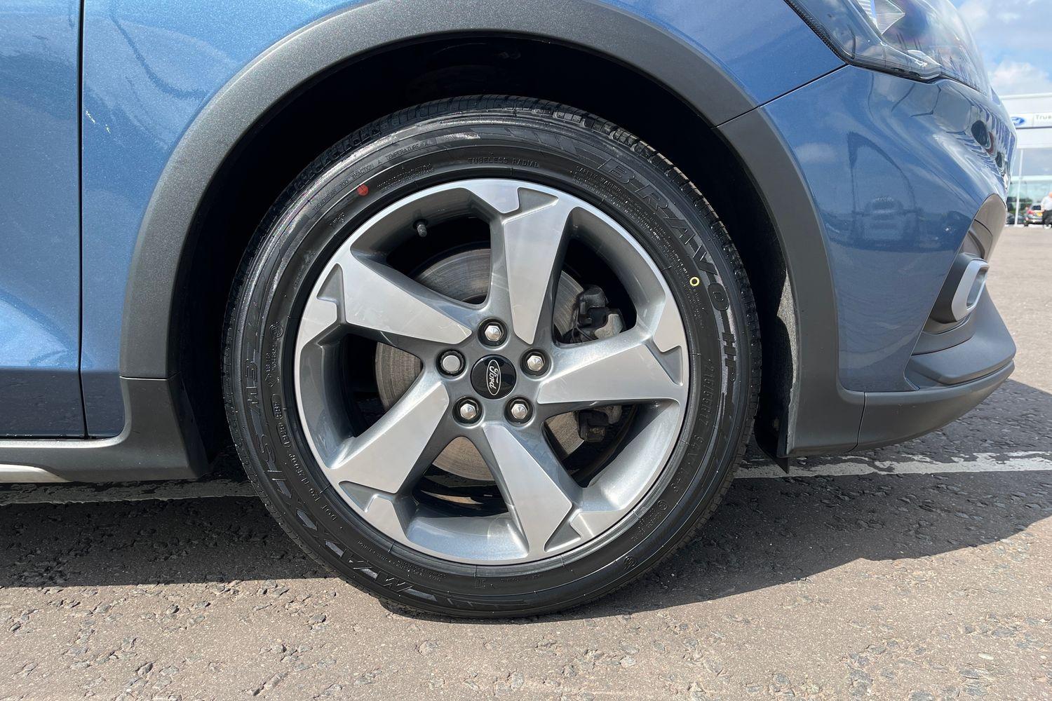 Ford Focus Photo 7