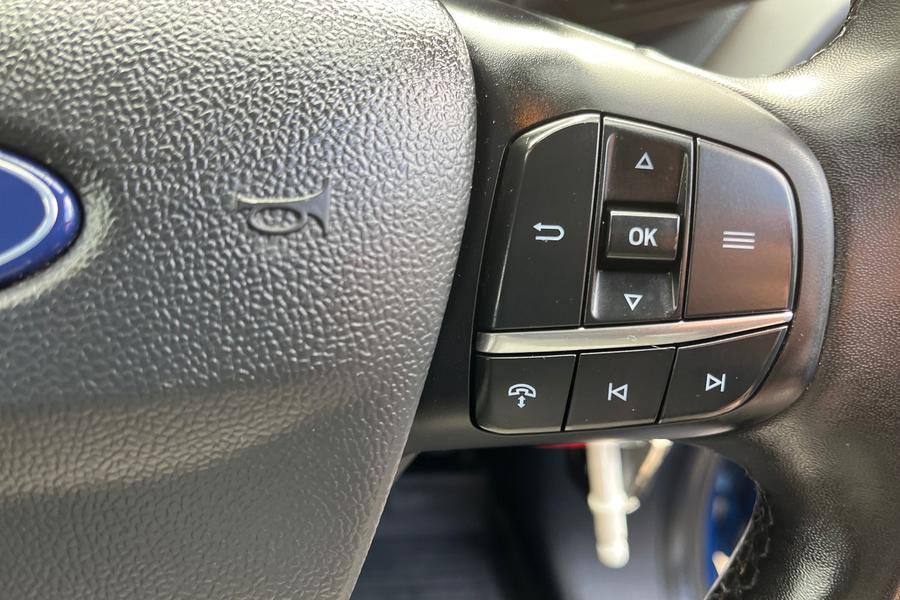 Ford TRANSIT COURIER Photo autoimg-f33d83a5ee9c34f5f965af83246ed21c5c3d847c.jpg