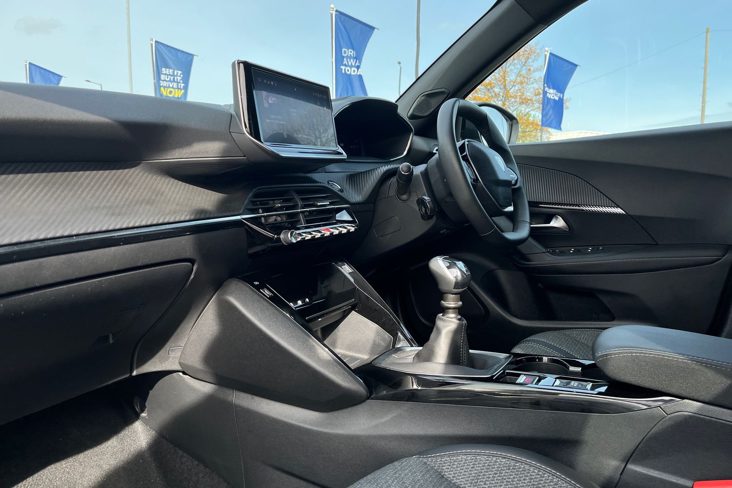 Peugeot 2008 Photo 17