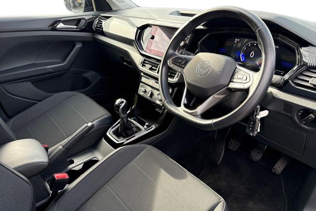 Volkswagen T-Cross Photo 6