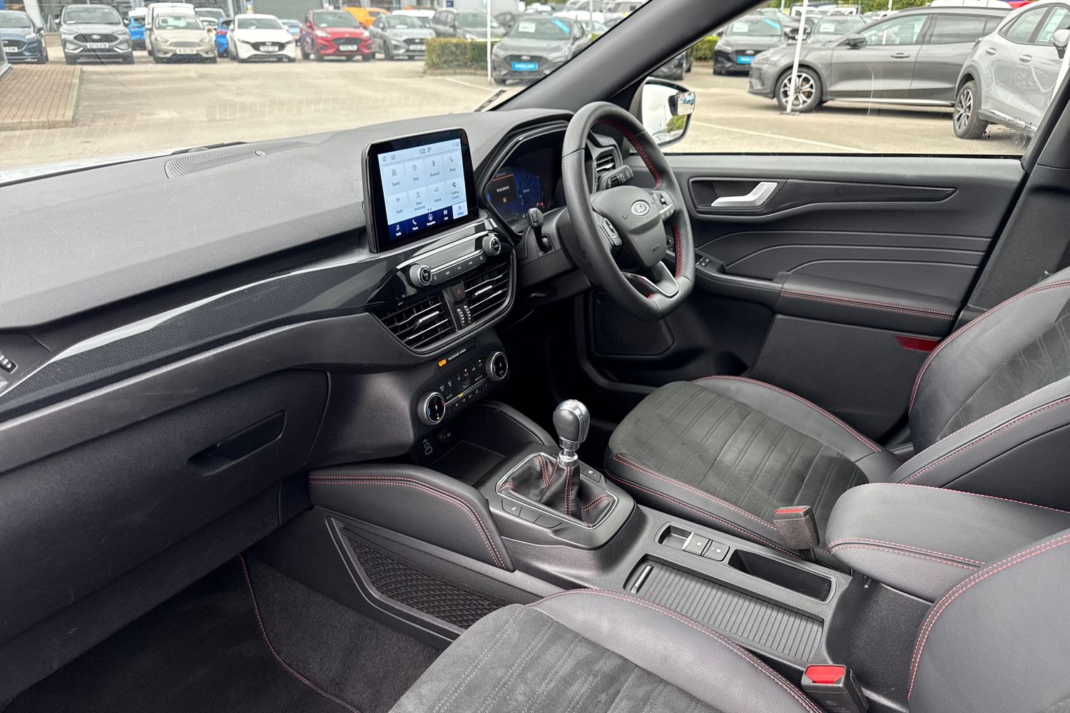 Ford KUGA Photo 17