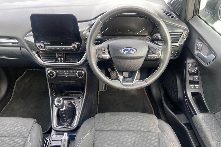 Ford PUMA Photo autoimg-f34694ee0602c8beba930a34423568b14b98385c.jpg