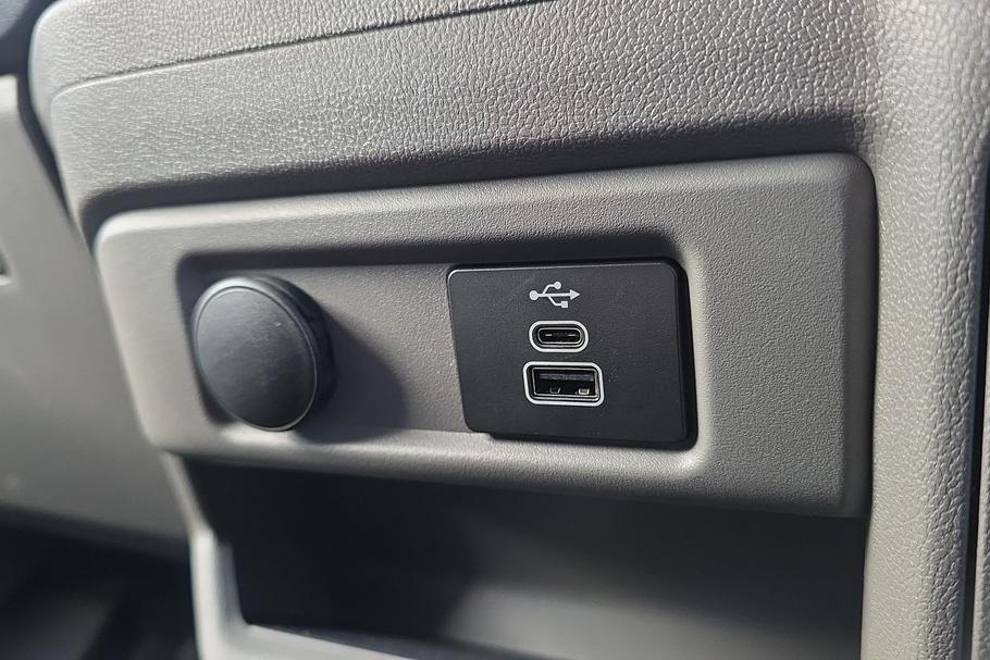 Used FORD TRANSIT CUSTOM WV75ZDX 33