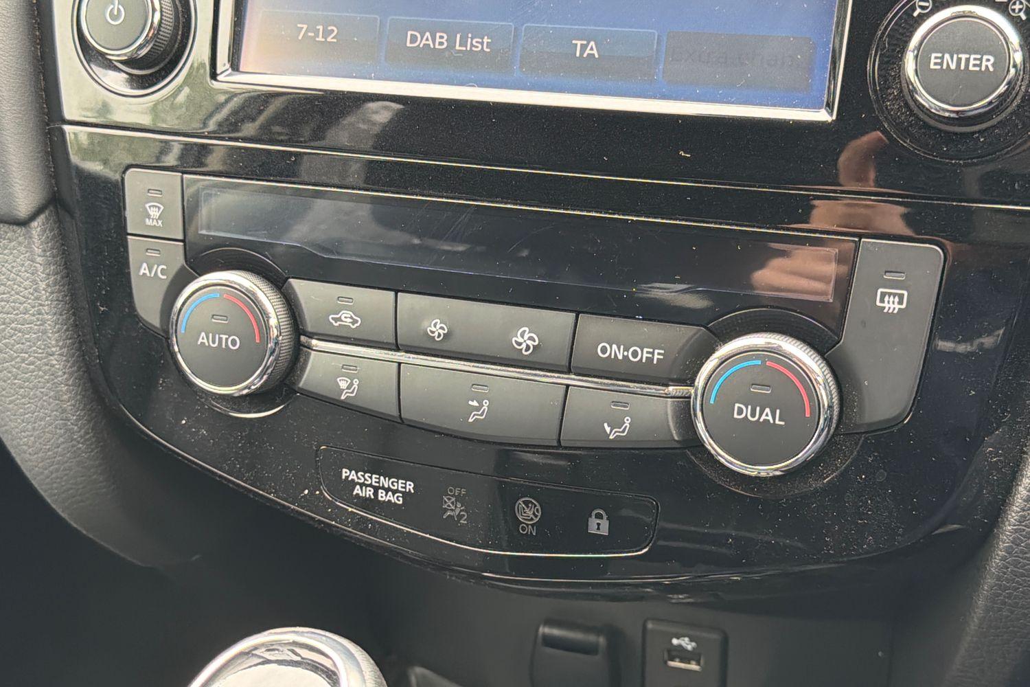 Nissan X-TRAIL Photo 28
