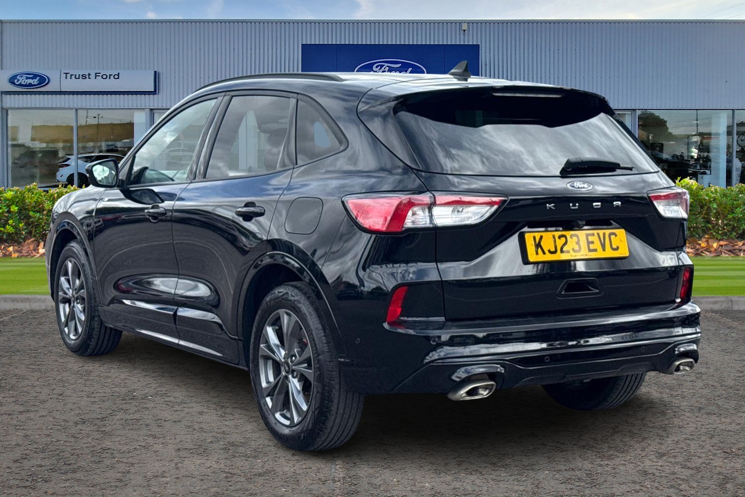 Ford KUGA Photo 1
