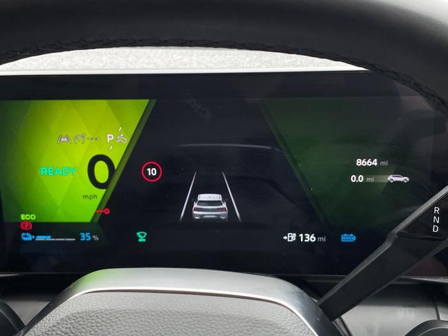 RENAULT Scenic E-Tech Photo 15