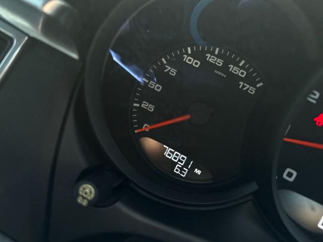 PORSCHE Macan Photo 15