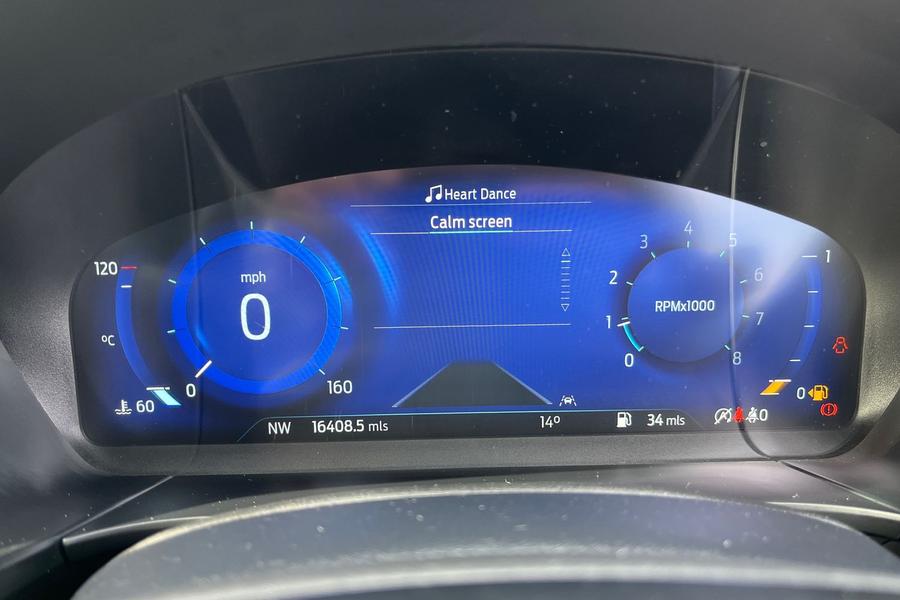 Ford KUGA Photo autoimg-f34f9994186b9d4f25ed6fd95e4b2ea7598bdb4f.jpg