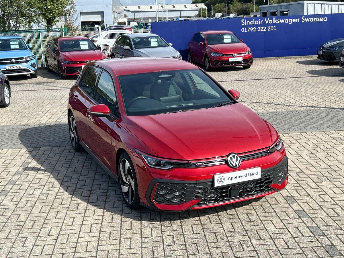 Volkswagen Golf Photo autoimg-f3501032227e101da127cfcb7dc8ea297524ea54.jpg