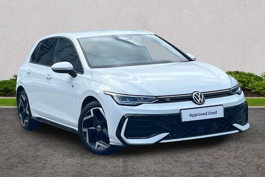 Volkswagen Golf Photo autoimg-f35aa3c4063898f78b8d57821ec573bc3634e8c3.jpg
