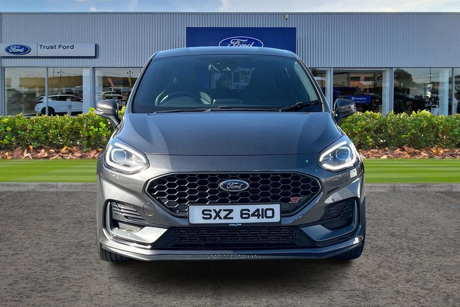 Ford FIESTA Photo autoimg-f35c273e0e073e674041ce07208d2fe41b5bd697.jpg