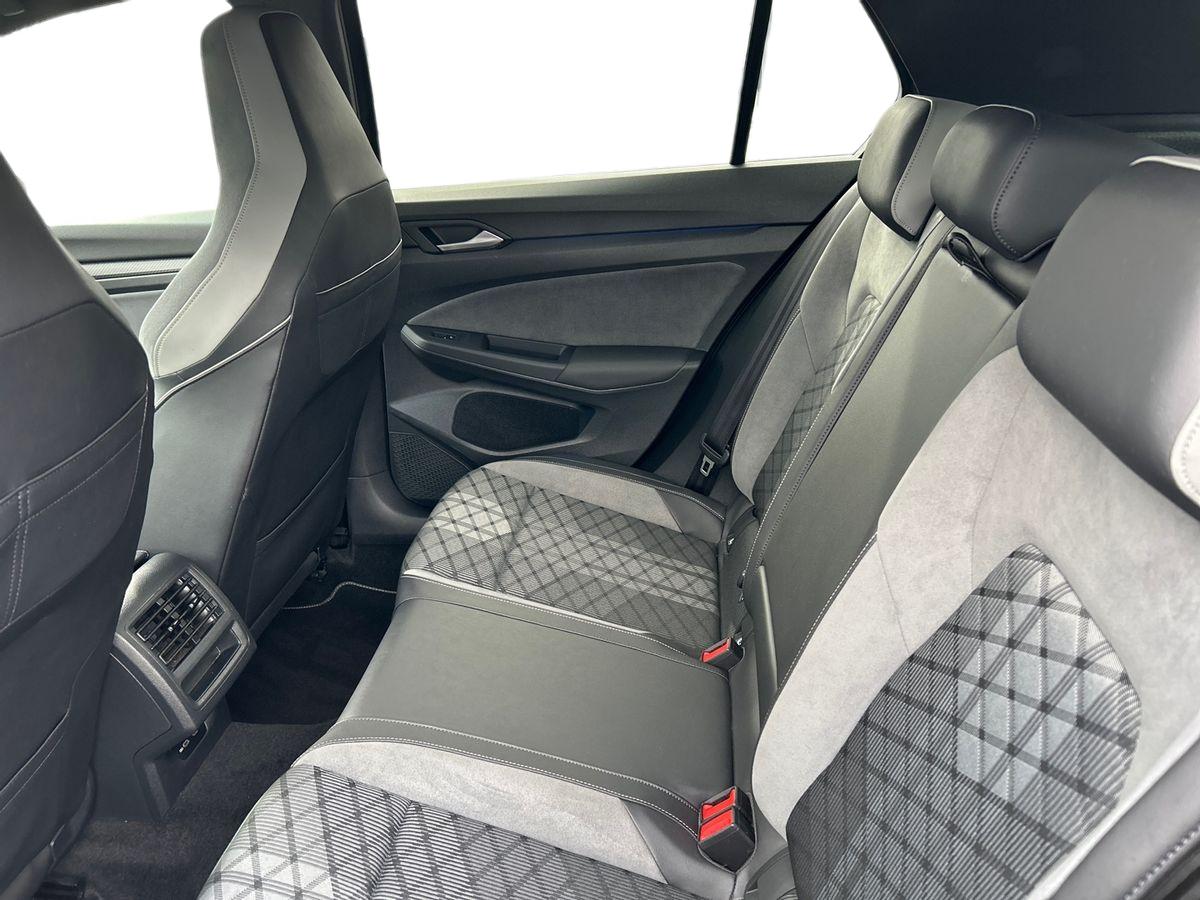 Volkswagen Golf Photo 3