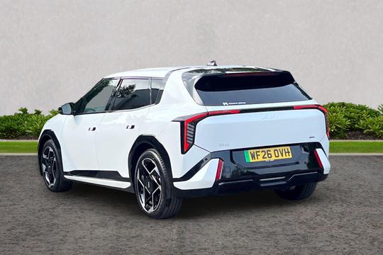 Kia EV4 Photo autoimg-f36723b6382d4050fcbff09eeeb84b9d428d2722.jpg