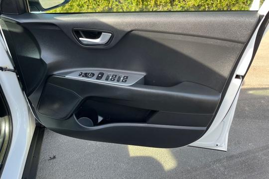 Kia Stonic Photo autoimg-f36960da23d048ec48820a08ddbab27046be1139.jpg