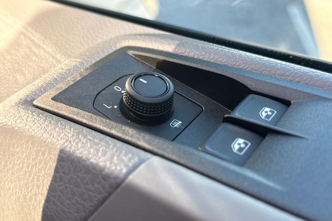 Volkswagen Crafter Photo 28
