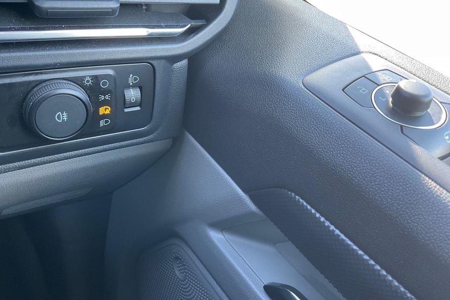 Used FORD TRANSIT CUSTOM DV25YDJ 33