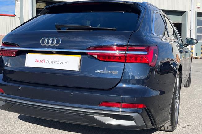 AUDI A6 Avant Photo 18
