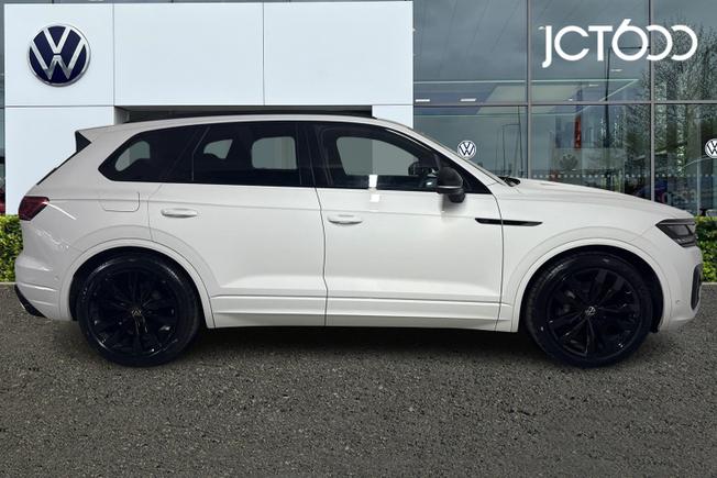 VOLKSWAGEN Touareg Photo 4