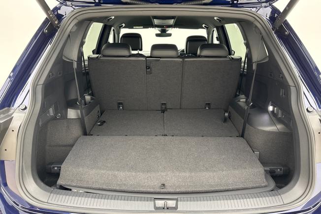 VOLKSWAGEN Tiguan Allspace Photo 12