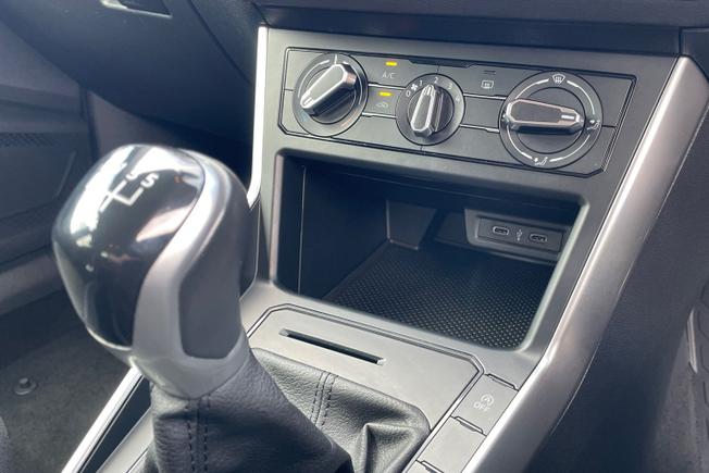 Volkswagen Polo Photo 25
