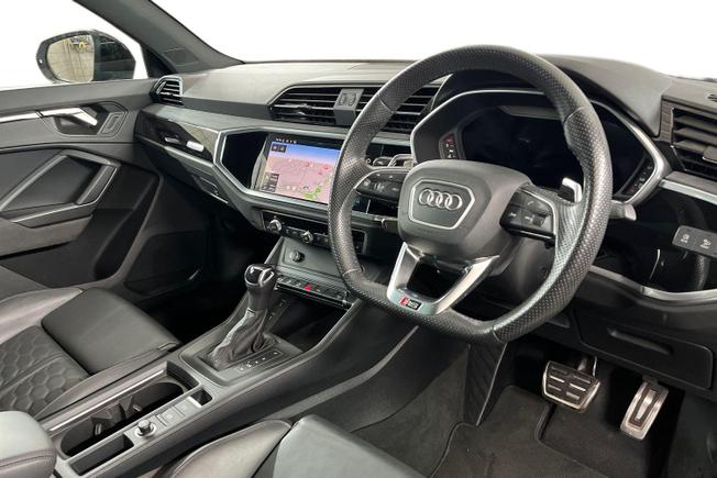 AUDI RS Q3 Photo 6