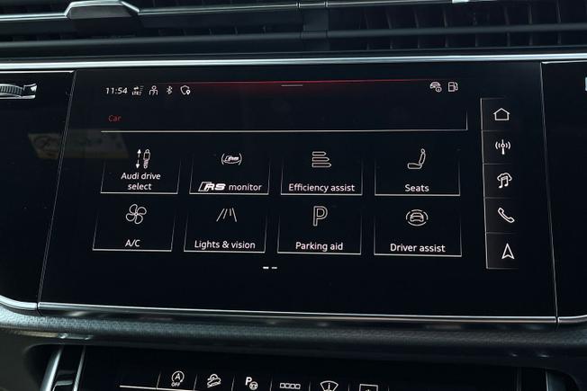 AUDI Rsq8 Photo 33