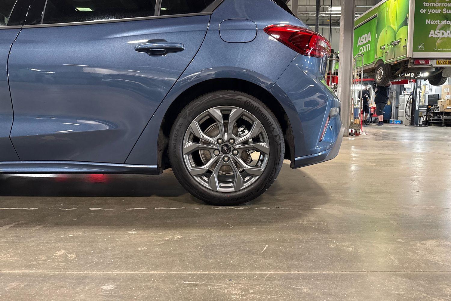 Ford FOCUS Photo 7