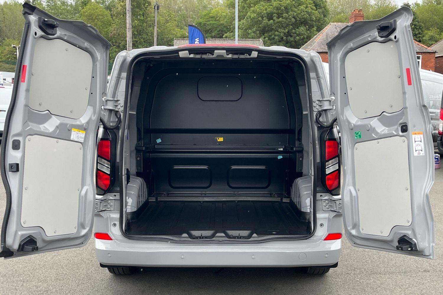 Ford TRANSIT CUSTOM Photo 6