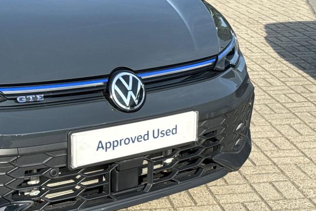 Volkswagen Golf Photo 49