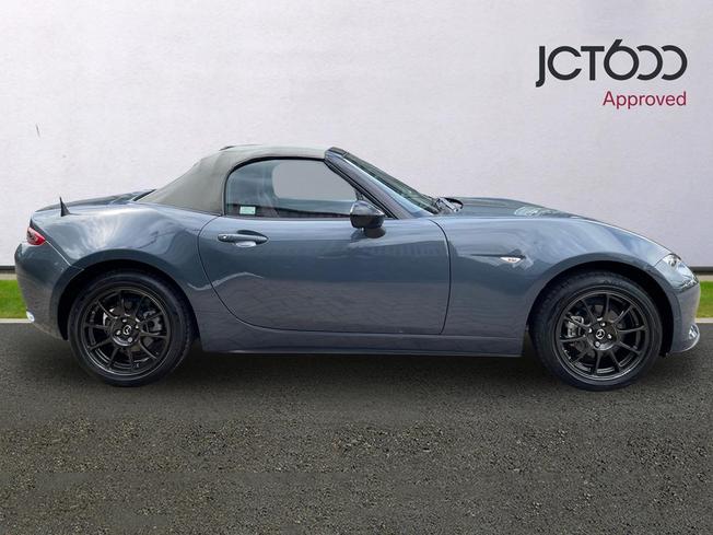 MAZDA MX-5 Photo 4