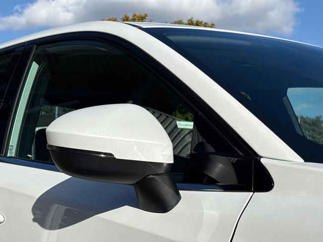 NISSAN Qashqai Photo 20