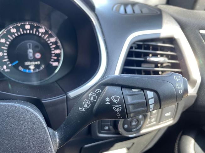 FORD Edge Photo 32