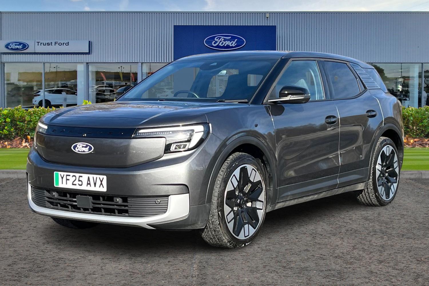 Ford EXPLORER Photo 4