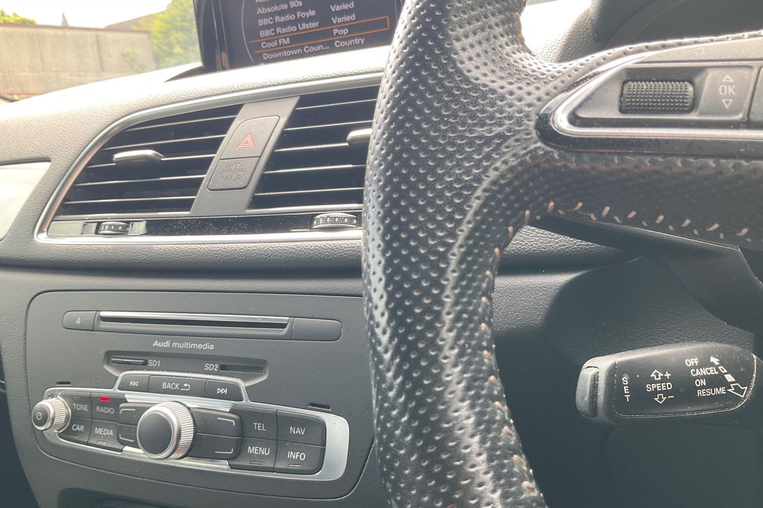 Audi Q3 Photo 29