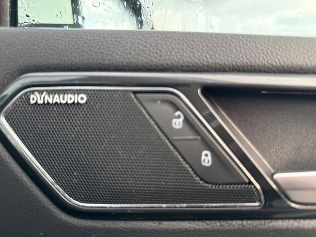 VOLKSWAGEN Tiguan Photo 44