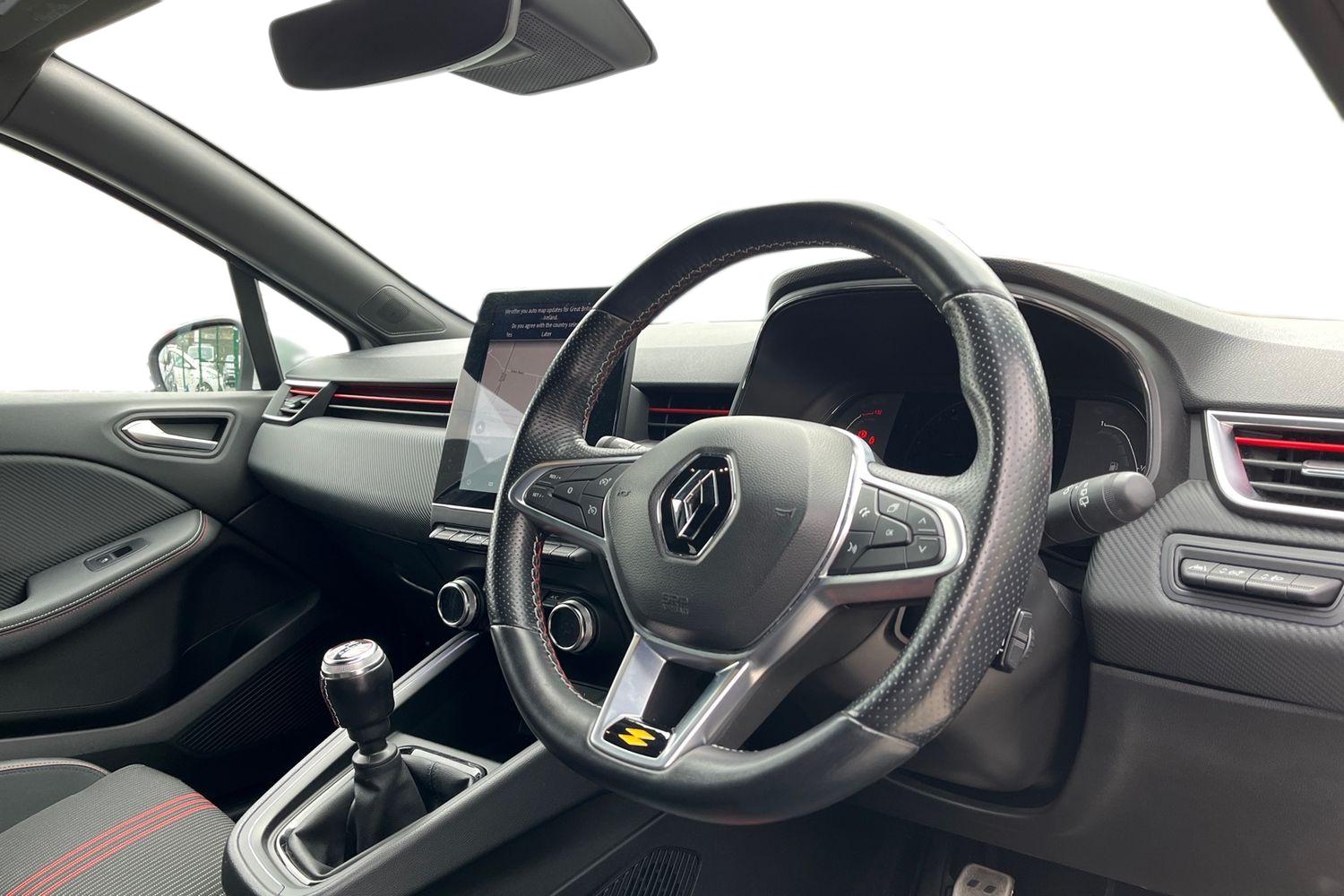 Renault CLIO Photo 8