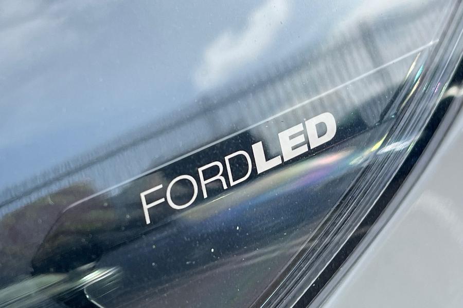 Ford TRANSIT CUSTOM Photo autoimg-f3a175d84044bf697493aaf813950f11ebbf6cee.jpg