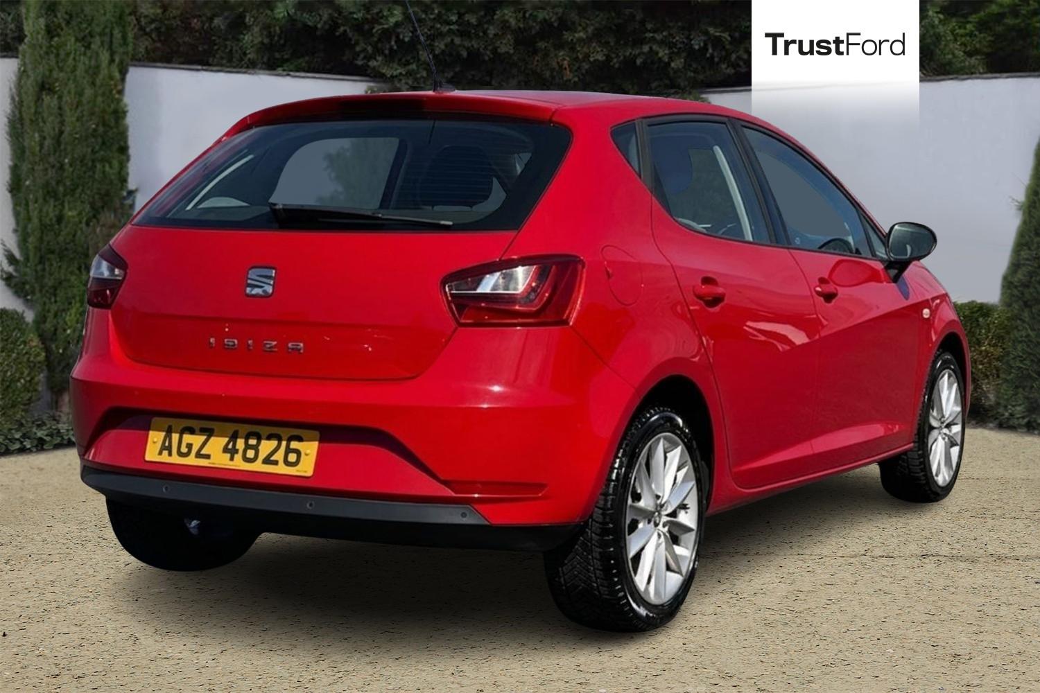 SEAT IBIZA Photo 3