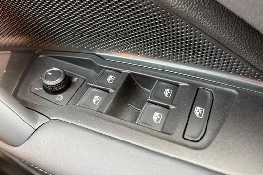 Volkswagen Tayron Photo autoimg-f3a523cb9810274422b0a0a339089389f91cd371.jpg