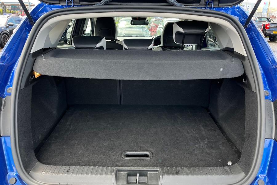 Renault Captur Photo autoimg-f3a6e209ee503510250828ad5167daa0d6793f66.jpg