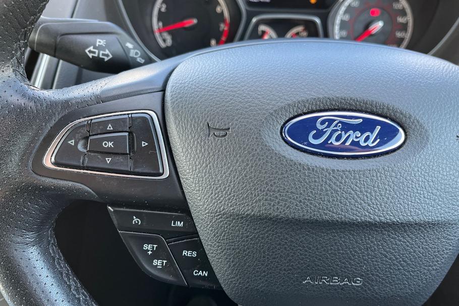 Used Ford FOCUS 35