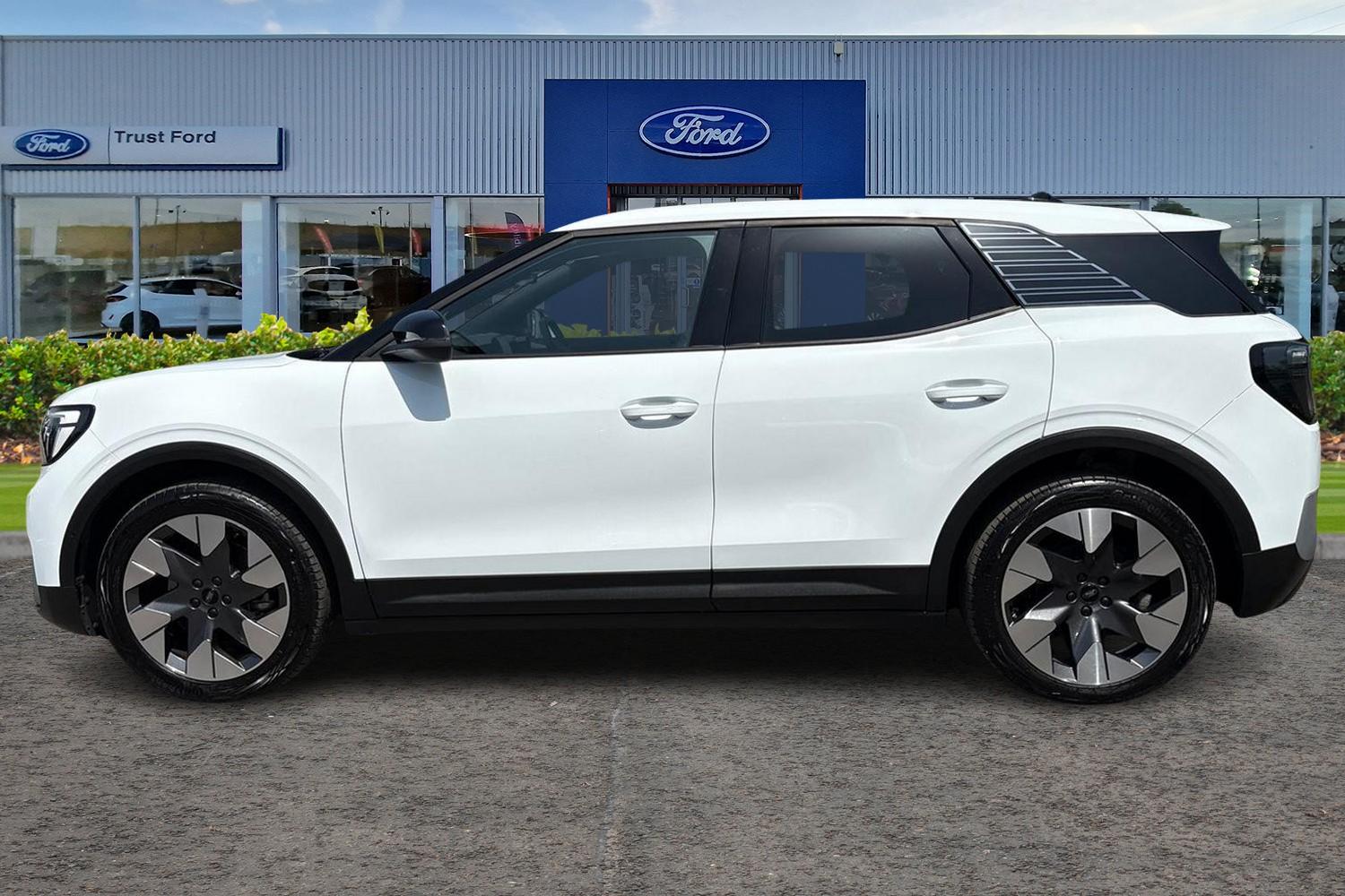 Ford Explorer Photo 4