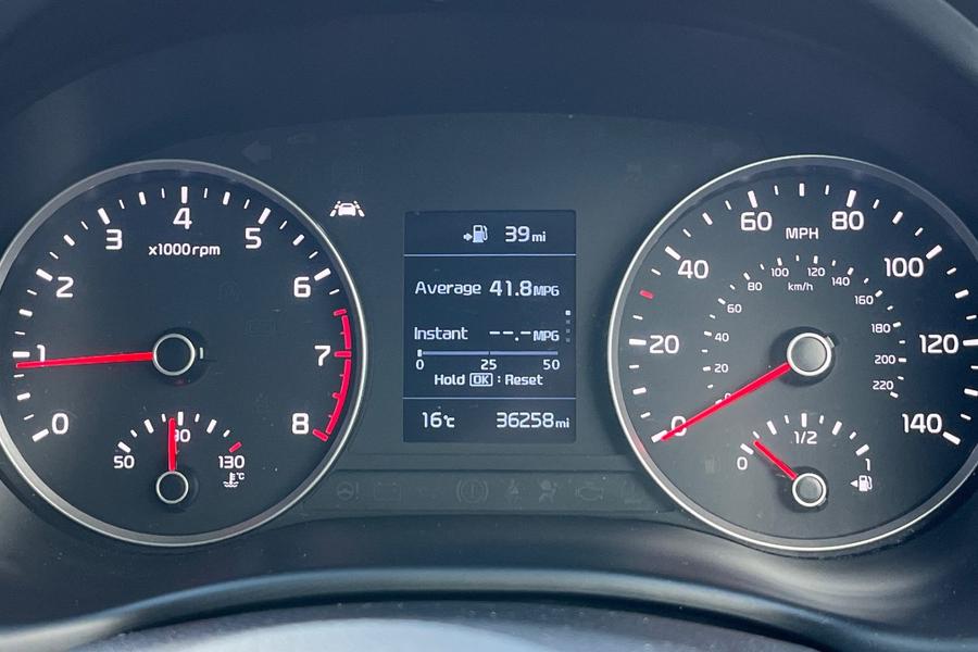 Kia Stonic Photo autoimg-f3ae797413ac7e4a19c78ae77f5362021359c48b.jpg
