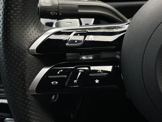 MERCEDES-BENZ CLA Photo 16