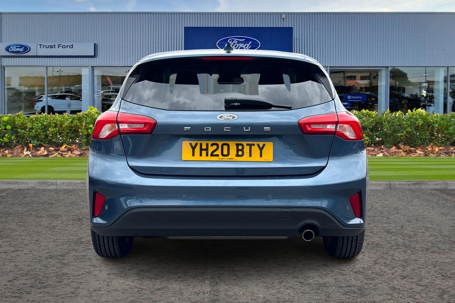 Ford FOCUS Photo 6