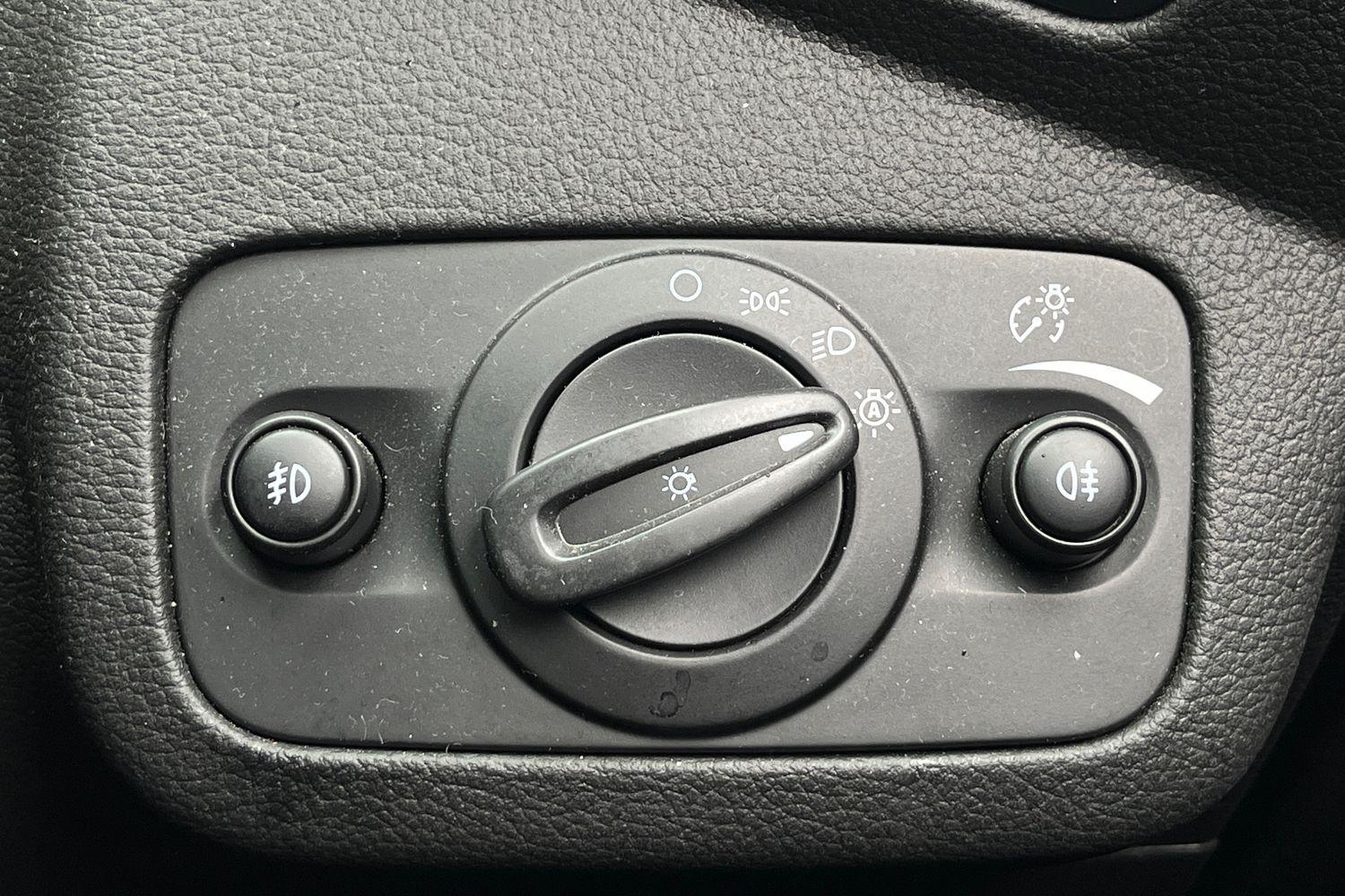 Ford Kuga Photo 38